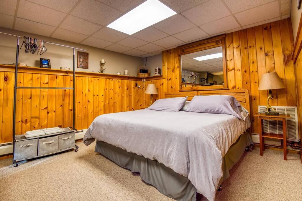 Family-Focused & Pet-Friendly Log Cabin With 4Br 2Ba Sleeps 10 เบธเลเฮม ภายนอก รูปภาพ